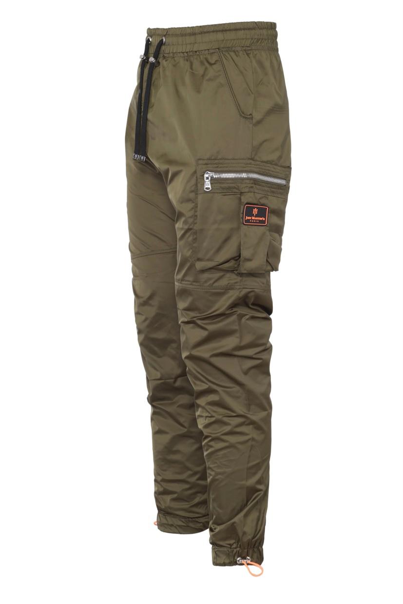Cargo kaki